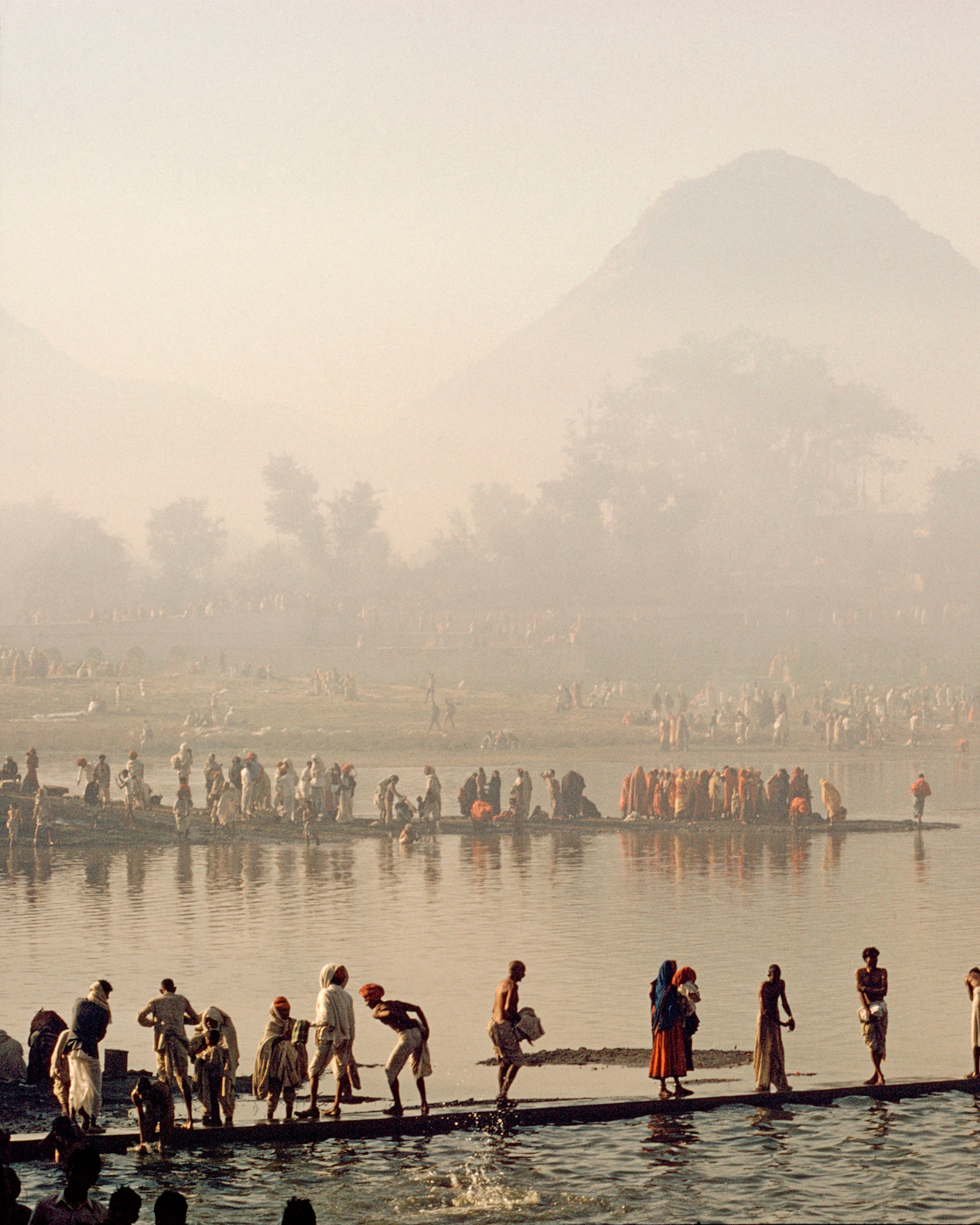 Magnum Square Print: Bruno Barbey