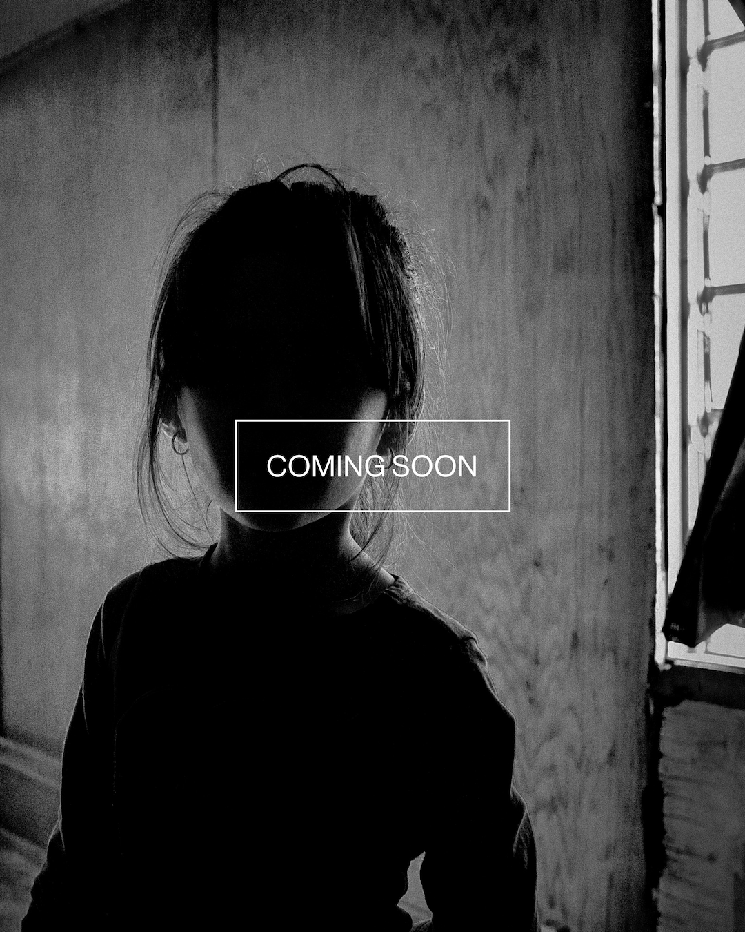 Magnum Square Print: Matt Black
