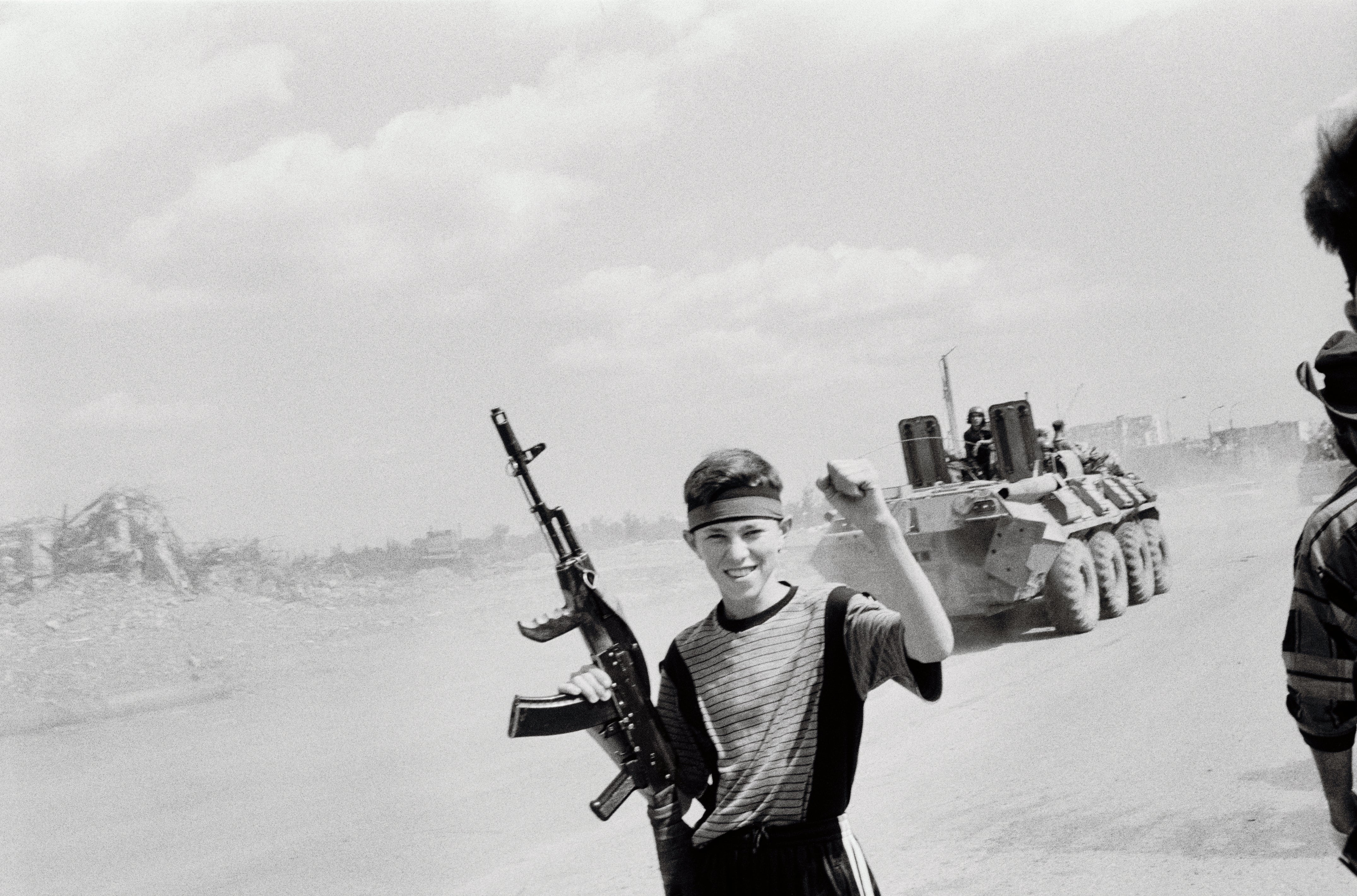 Magnum Square Print: Thomas Dworzak