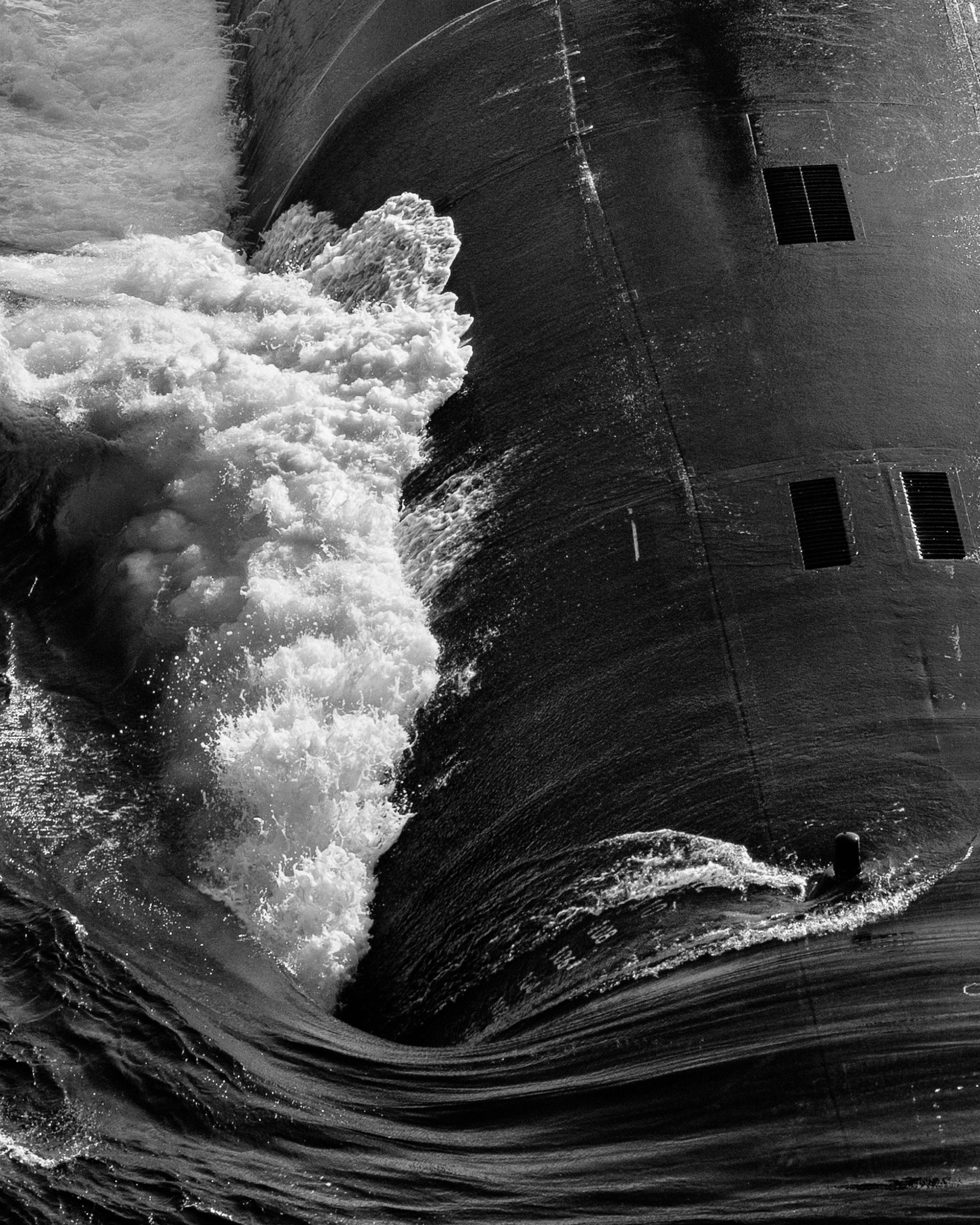 Magnum Square Print: Jean Gaumy