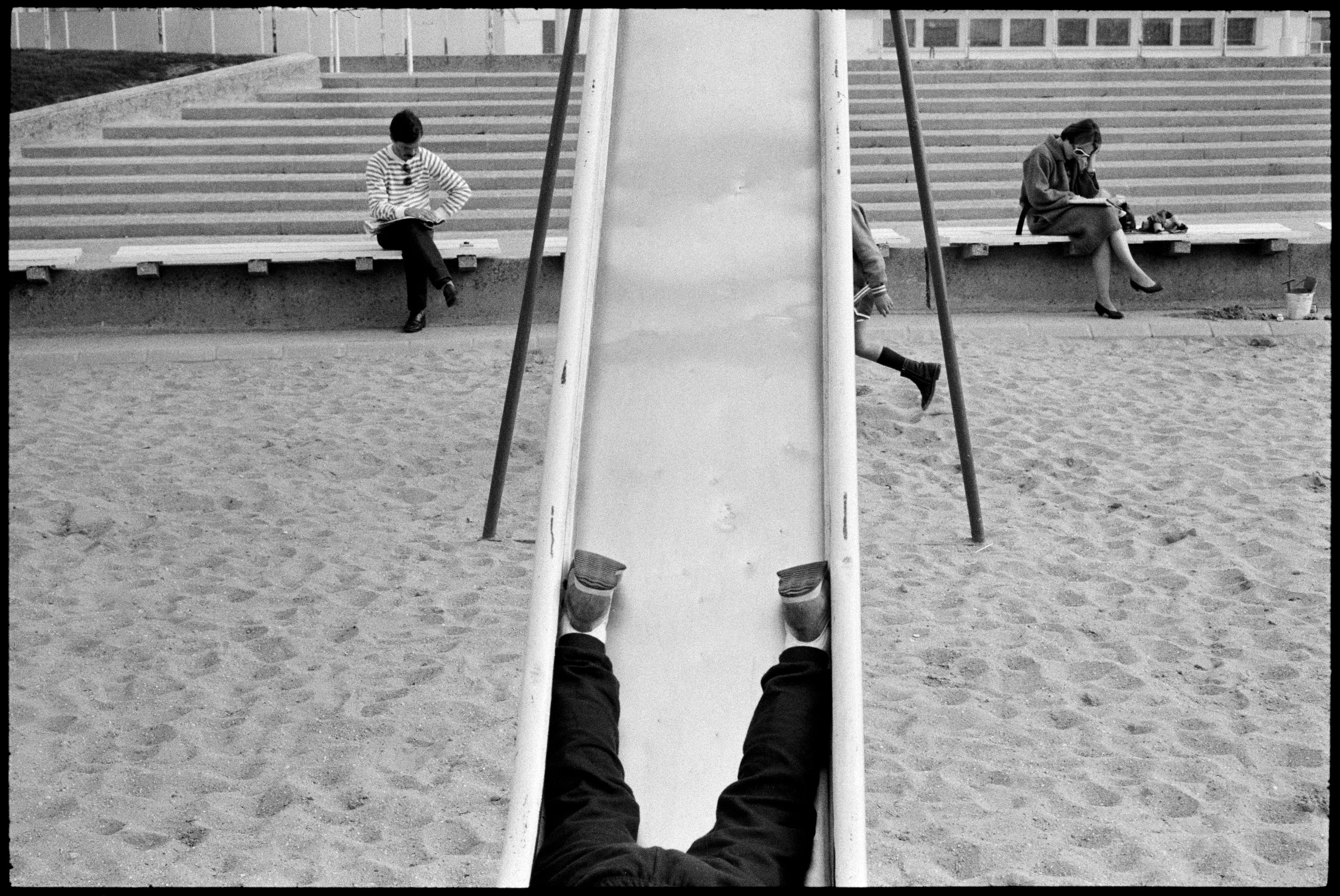 Magnum Square Print: Jean Gaumy