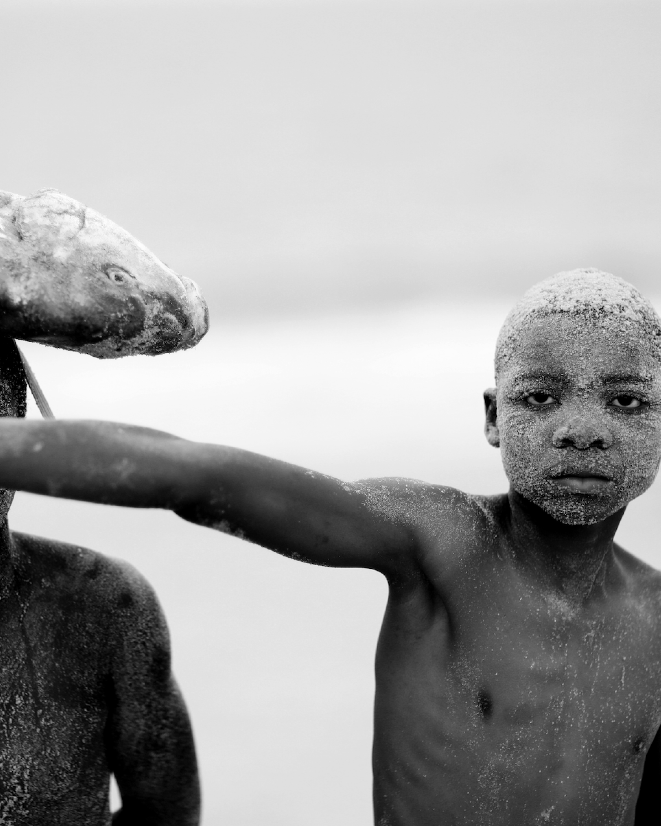 Magnum Square Print: Mário Macilau