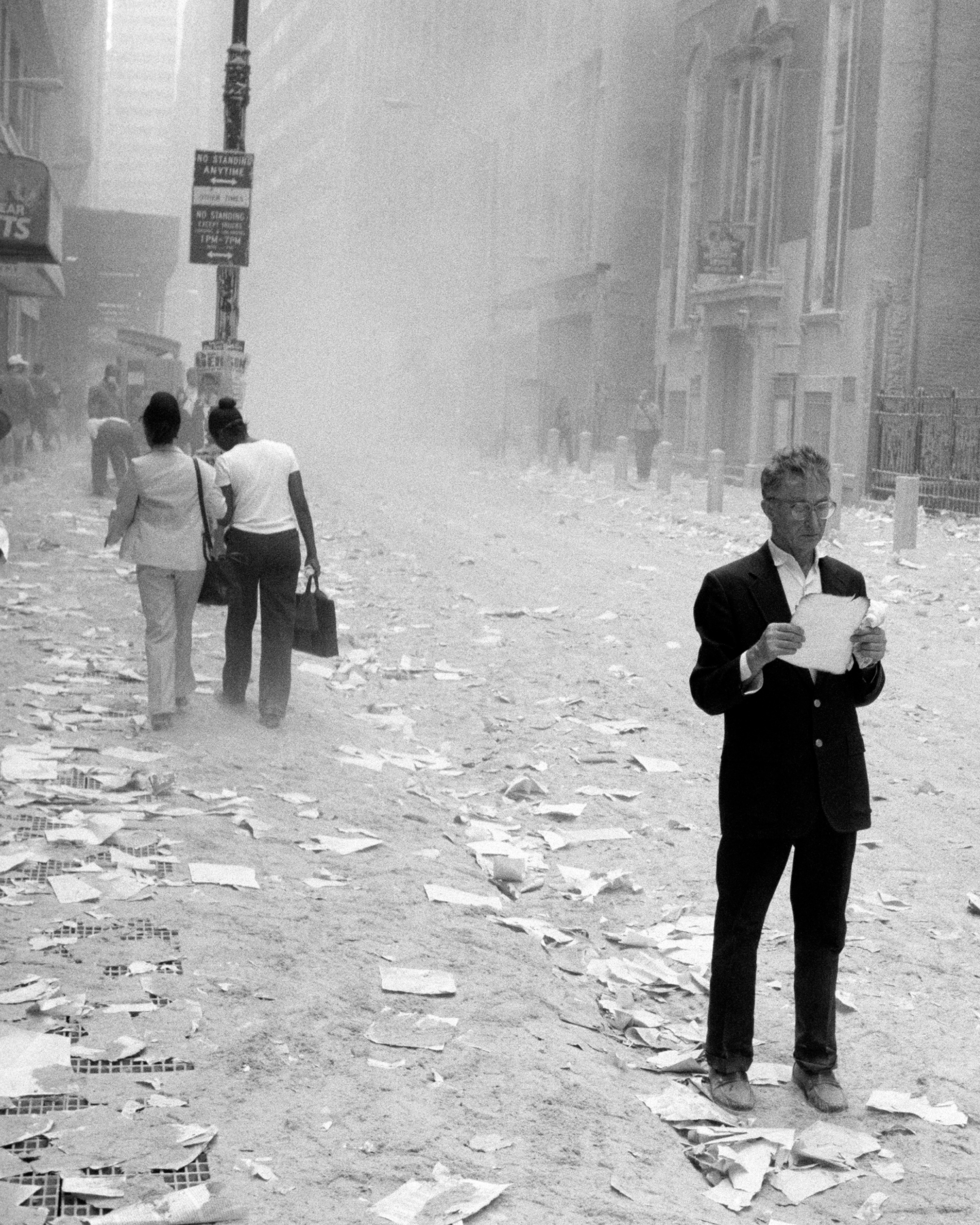 Magnum Square Print: Larry Towell