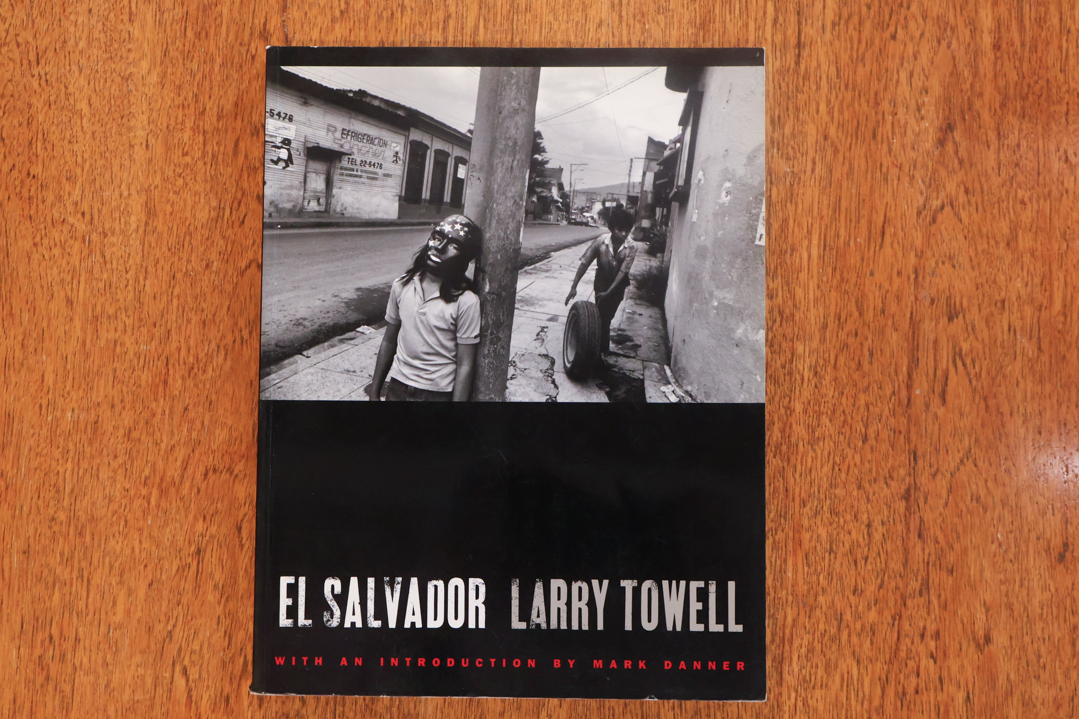 El Salvador (Worn Library Copy)