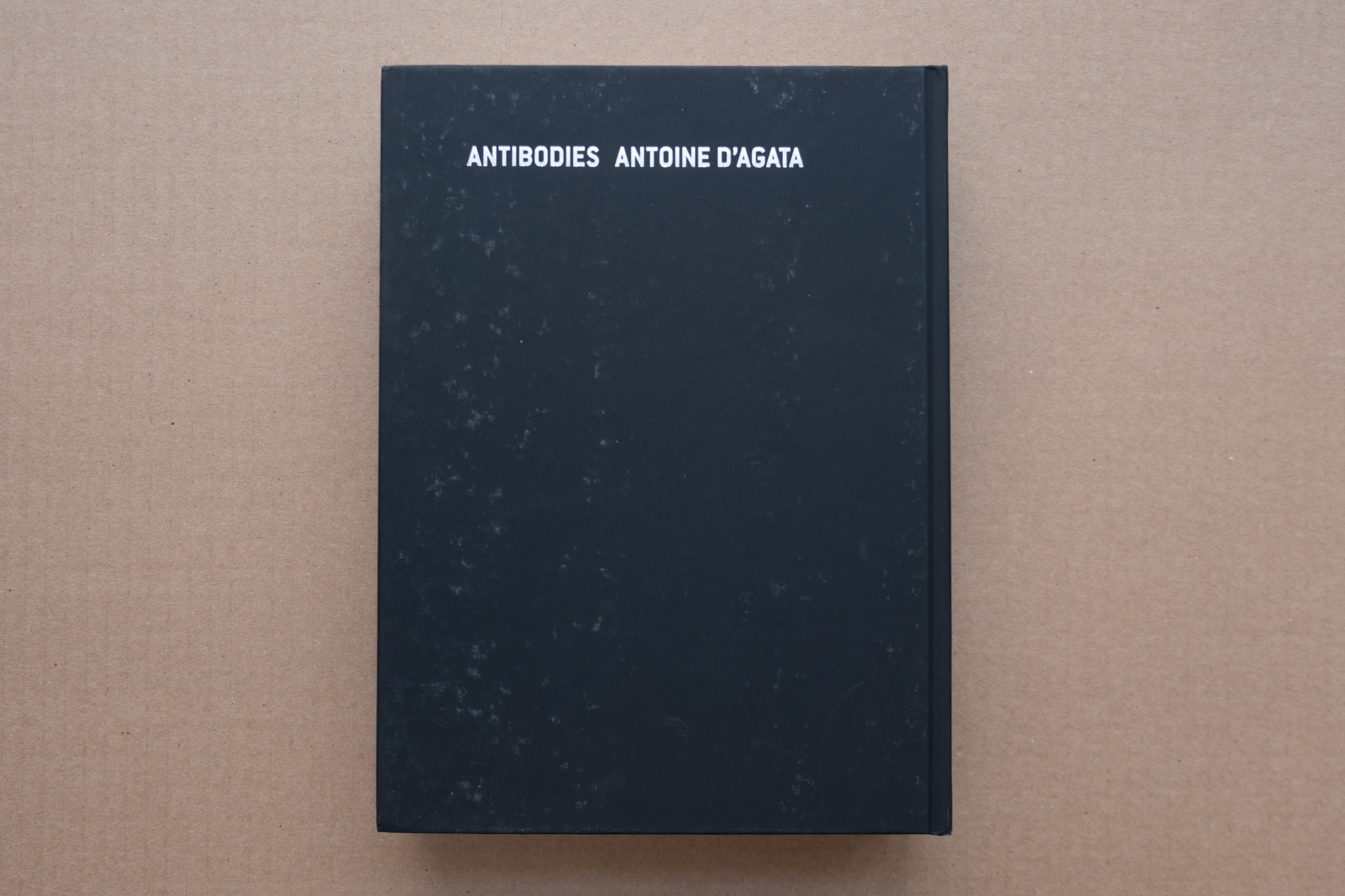 ANTIBODIES ANTOINE D'AGATA アントワーヌ・ダガタ Antibodies