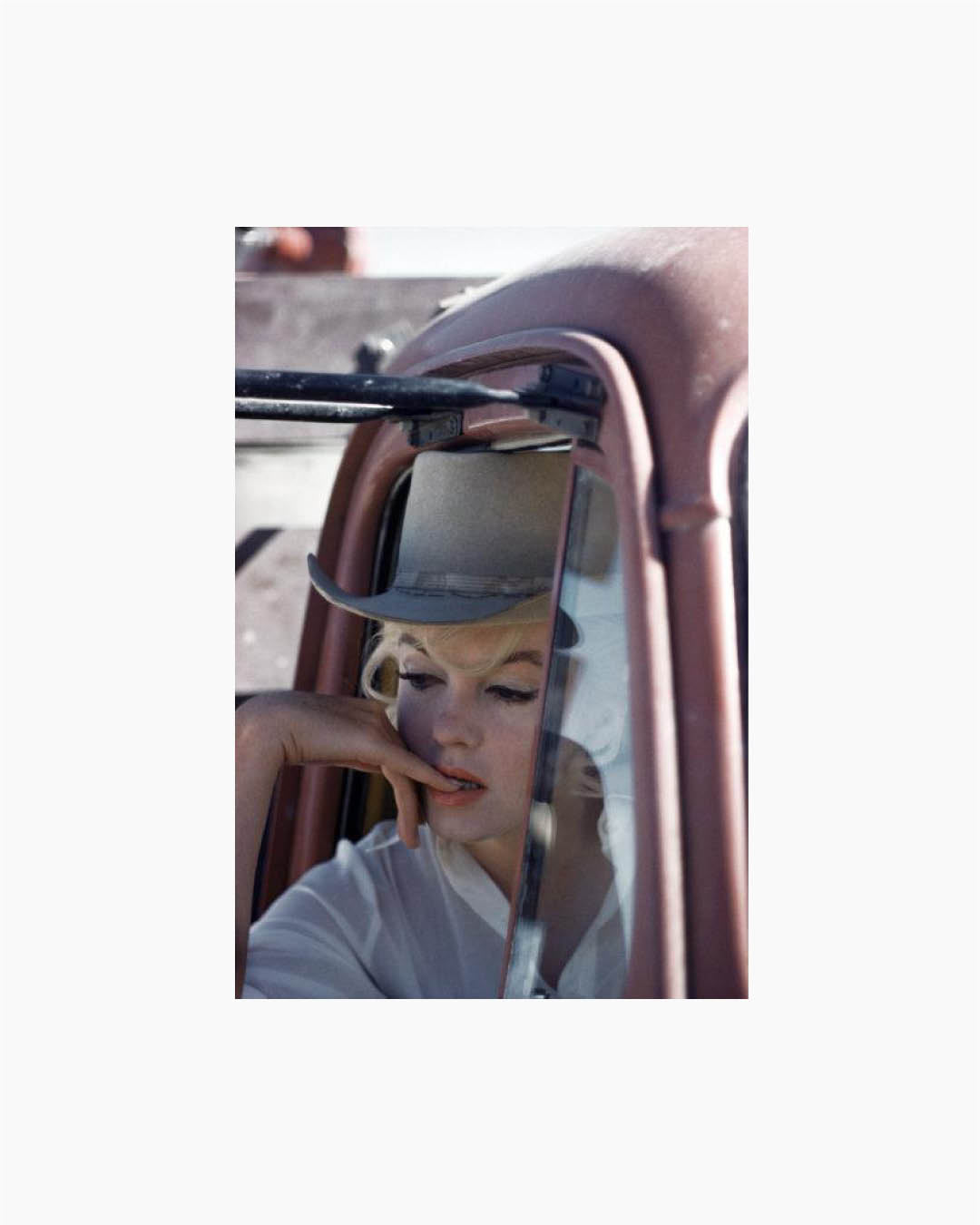 Fine Print: US actress Marilyn Monroe during the filming of "The Misfits" by John Huston. Reno, Nevada, USA, 1960